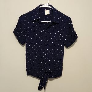 Polka dot tie front button down